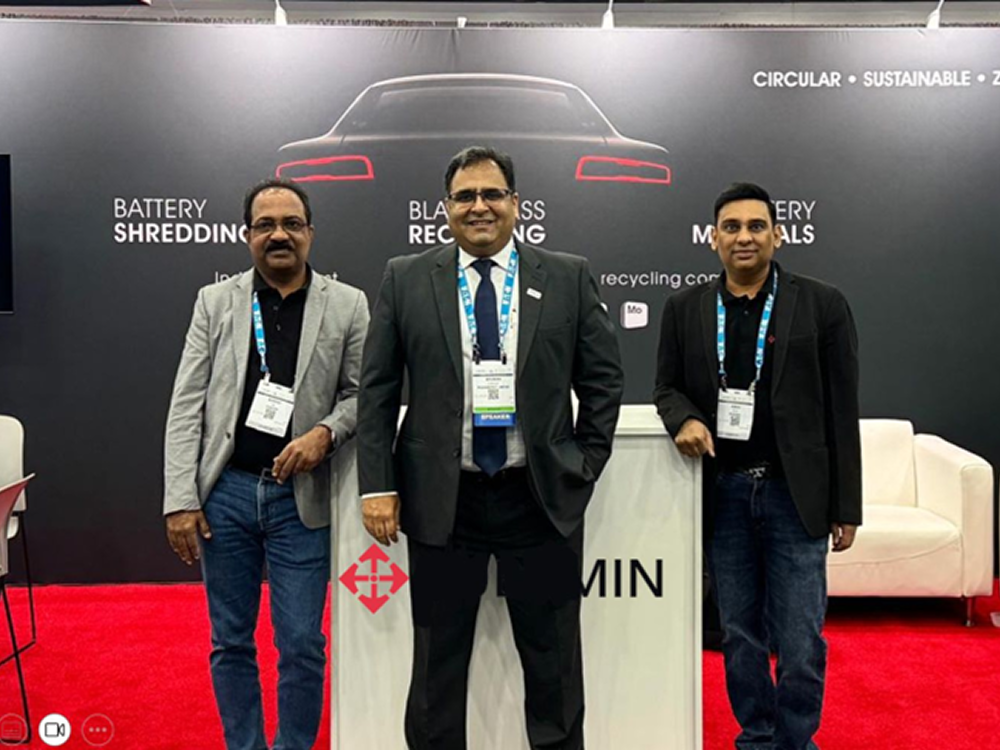 rubamins-booth-at-the-battery-show-img-2