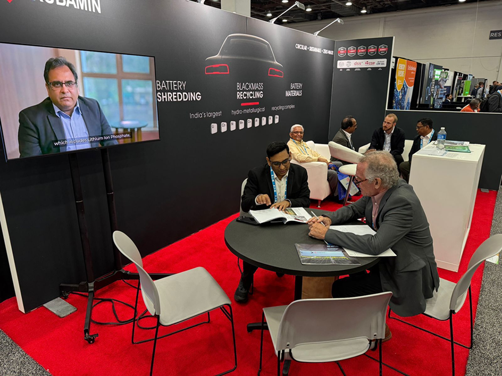 rubamins-booth-at-the-battery-show-img-3