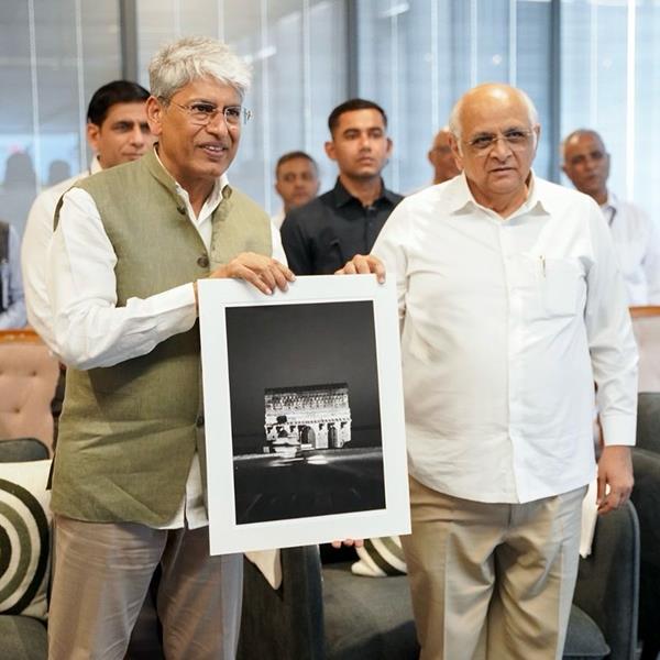 Rubamin’s Visionary Step Towards a Sustainable Future on Gujarat Foundation Day 1690